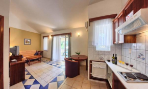  Apartments Ruzmarin  Рогозница